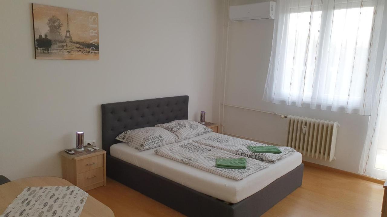 Veszprem Kucko Apartamento Exterior foto
